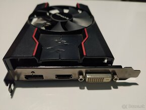 Sapphire Radeon RX 550 Pulse 4GB DDR5 - 2