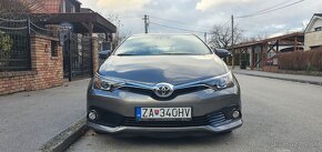 Toyota Auris 1,4 benzín - 2