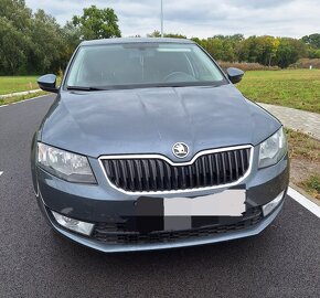 Škoda OCTAVIA - 2