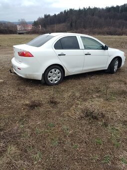 Mitsubishi Lancer - 2