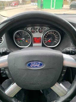 Ford Focus 1.6 16V Duratec Trend - 2