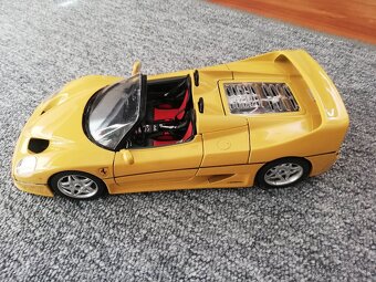 1:18 FERRARI F50 Bburago - 2