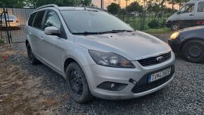 Rozpredam focus 1.6tdci - 2