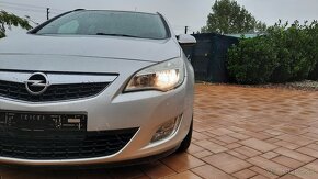 Opel astra J   cely predok - 2