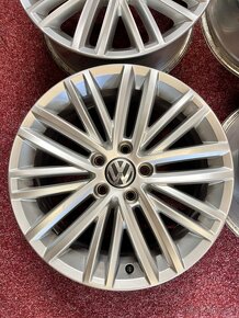 5x112 R17 originál alu disky VW Tiguan 5N - 2