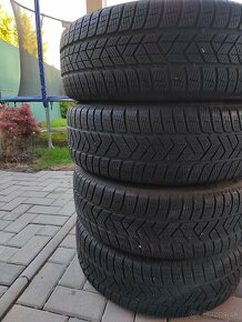 Pirelli Scorpion 215/60 R17 - 2