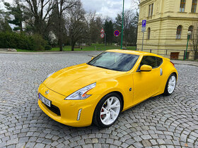 Nissan 370z coupe - 2017 - 24.000km - Chicane yellow - 7AT - 2