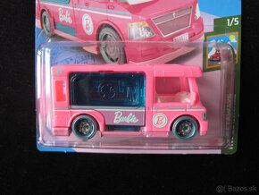 Hot Wheels Barbie Dream Camper - 2