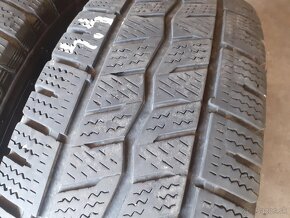 215/75 16C Hankook - 2