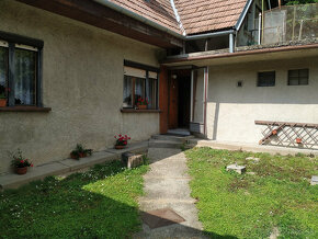 PREDAJ- rodinný dom , /3 samostatne byty/268 m2, pozemok 756 - 2