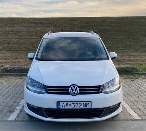 Volkswagen Sharan 2.0 TDi Comfortline NAVI Ťažné - 2