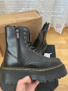 Dr. Martens Classics vel.40 - 2