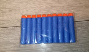 Nerf - světle modré náboje do zásobníku a pistolí - 2