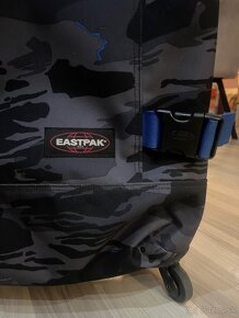 Kufor Eastpak (68l) so 4 kolieskami - 2