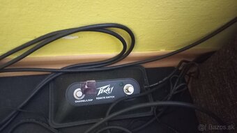 Peavey ValveKing 112 gitarové kombo s nožným prepínačom - 2