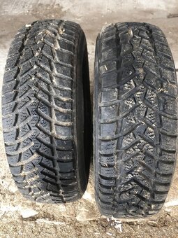 Predam pneu 225/70 R 15 C - 2