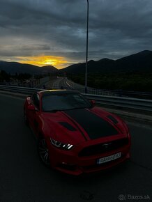 Prenájom Ford Mustang GT 5.0 - 2