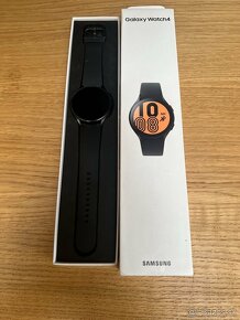 Predám SAMSUNG GALAXY WATCH 4 44mm, DOBRY stav, - 2