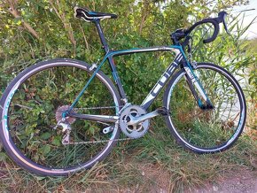 Celokarbon -Cube Agree (DE) tiagra (Shimano Dura-ace,Mavic C - 2