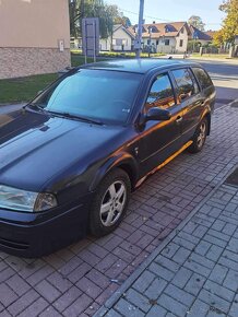 Škoda Octavia - 2