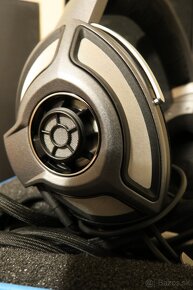 Sennheiser HD700 - 2