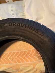 Barum BRAVURIS 5HM 165/70 R14 -4kusy - 2