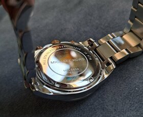 Hodinky Michael Kors s chronografom - 2