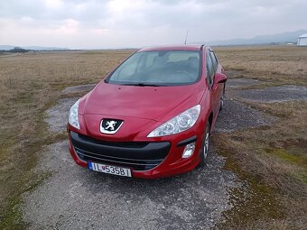 PEUGEOT 308 1,4 benzin...62 tis km - 2