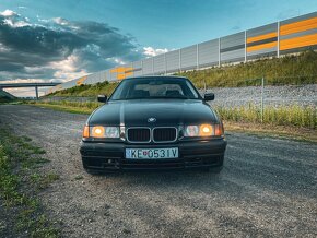 BMW 318i e36 sedan - 2