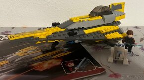 LEGO Star Wars 7669 Anakin's Jedi Starfighter - 2