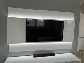 TV panel na stenu s LED osvetlením - 2