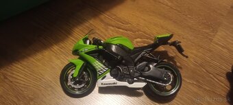 Model motorky kawasaki ninja zx-10R - 2