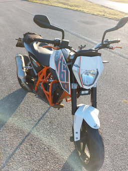 KTM Duke 690 - 2