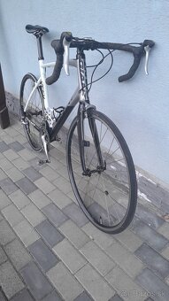 Giant Defy 4 - 2