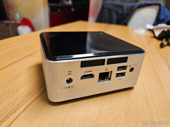 Intel NUC DN2820FYK 2,15GHz - 2