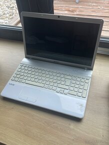 Sony VAIO+Monitor Benq - 2