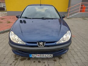 Peugeot 206 motor 1.4 benzín rok 2004 s ťažným - 2