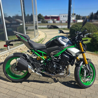 Kawasaki Z900 SE 2025 - 2