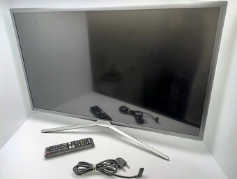 SAMSUNG SMART TV UE32K5572SU - 2