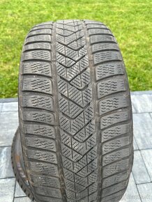 Predam 235/45 R18 zimne pneumatiky - 2