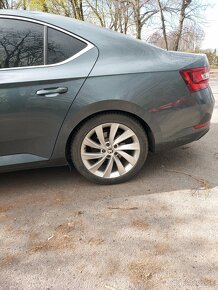 Predám disky orginál Škoda R18 rozteč 5x112 - 2