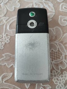 Sony Ericsson T610 - 2