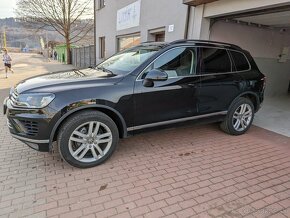 VW Touareg 2017 - 2