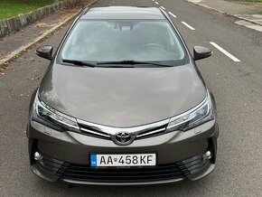 Corolla 1.6 97kw 98800km kupene SR Top Stav - 2