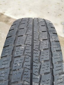 Predam sadu zimnych pneu Hankook 215/70 R16 C - 2