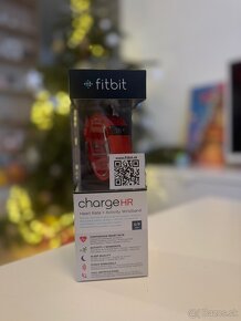 Predám fitness náramok fitbit charge HR - 2