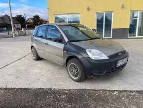 Ford fiest 1.4 tdci - 2