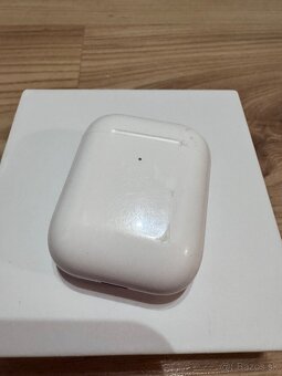 AirPods 1 - 2