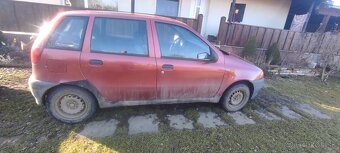 Fiat Punto 1.2i - 2