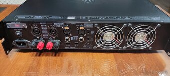 Behringer zosilňovač KM1700 - 2